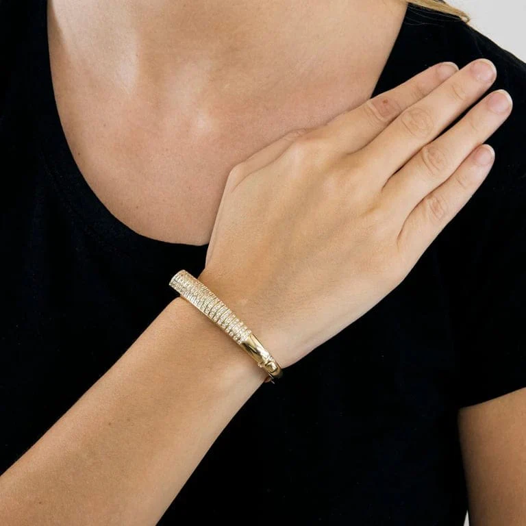 Yellow gold diamond bangle bracelet - Image 2