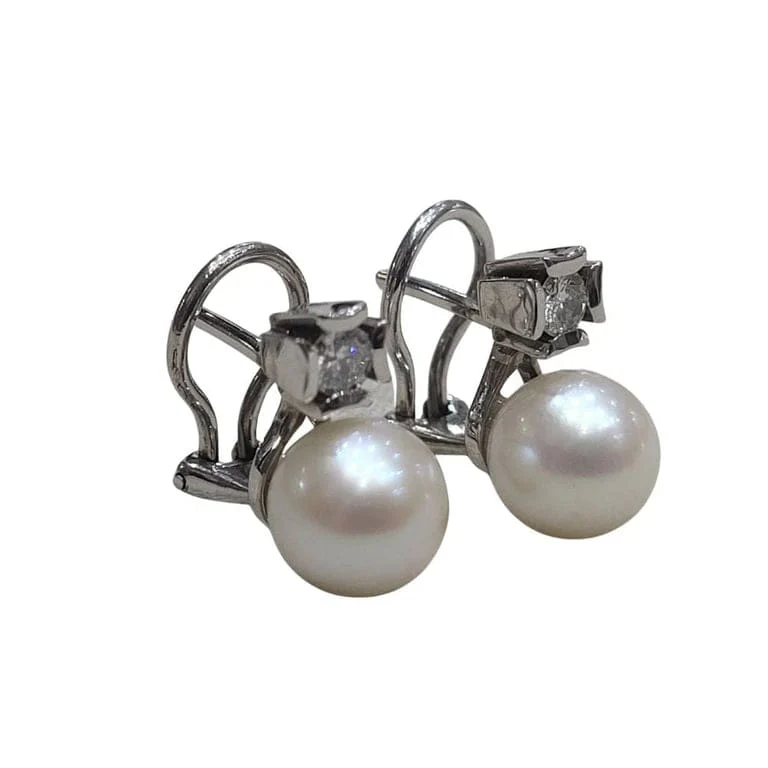 Akoya pearl and brilliant-cut diamond earrings  - Image 3