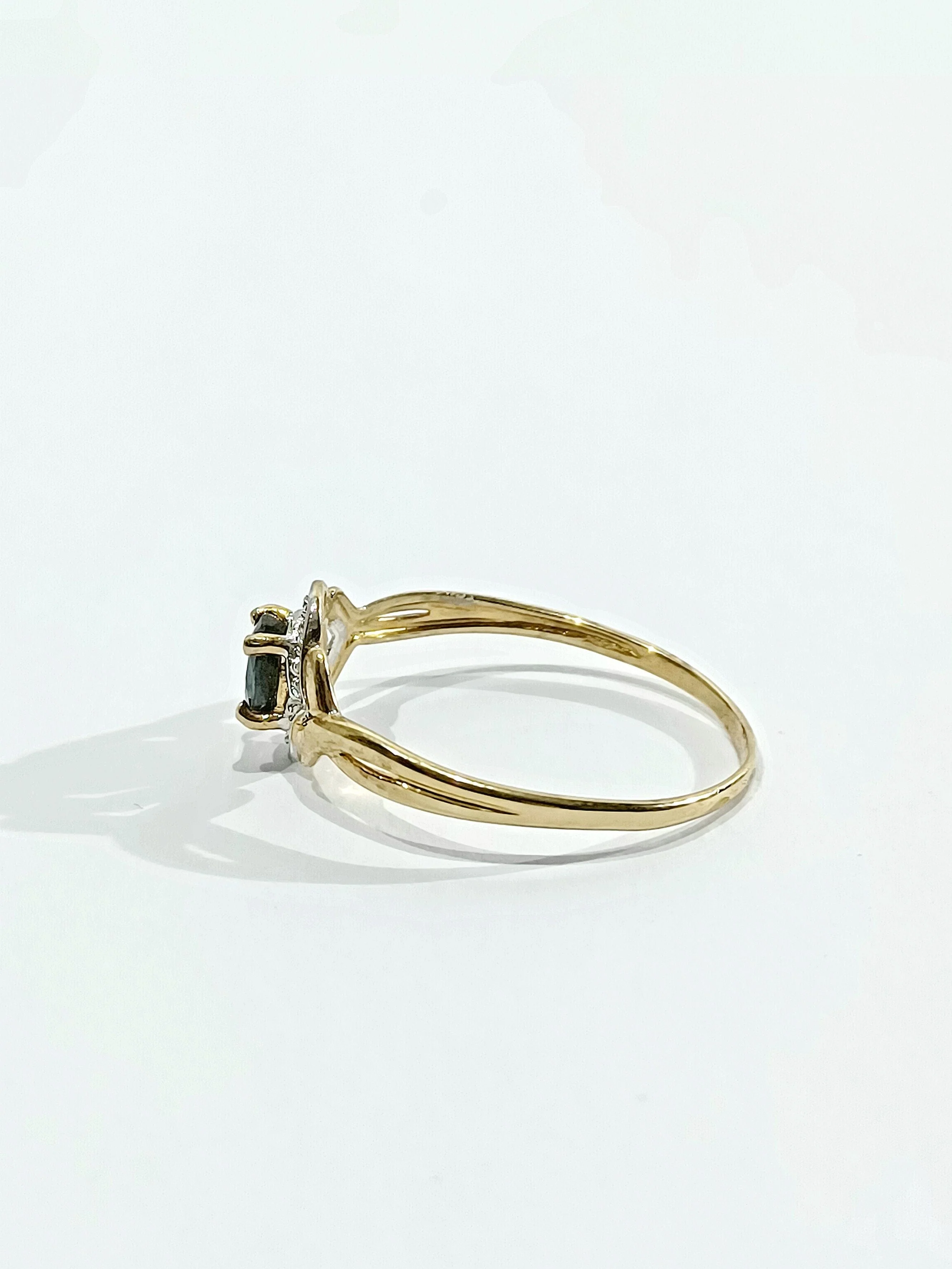 Gold And Sapphire Ring - Image 14