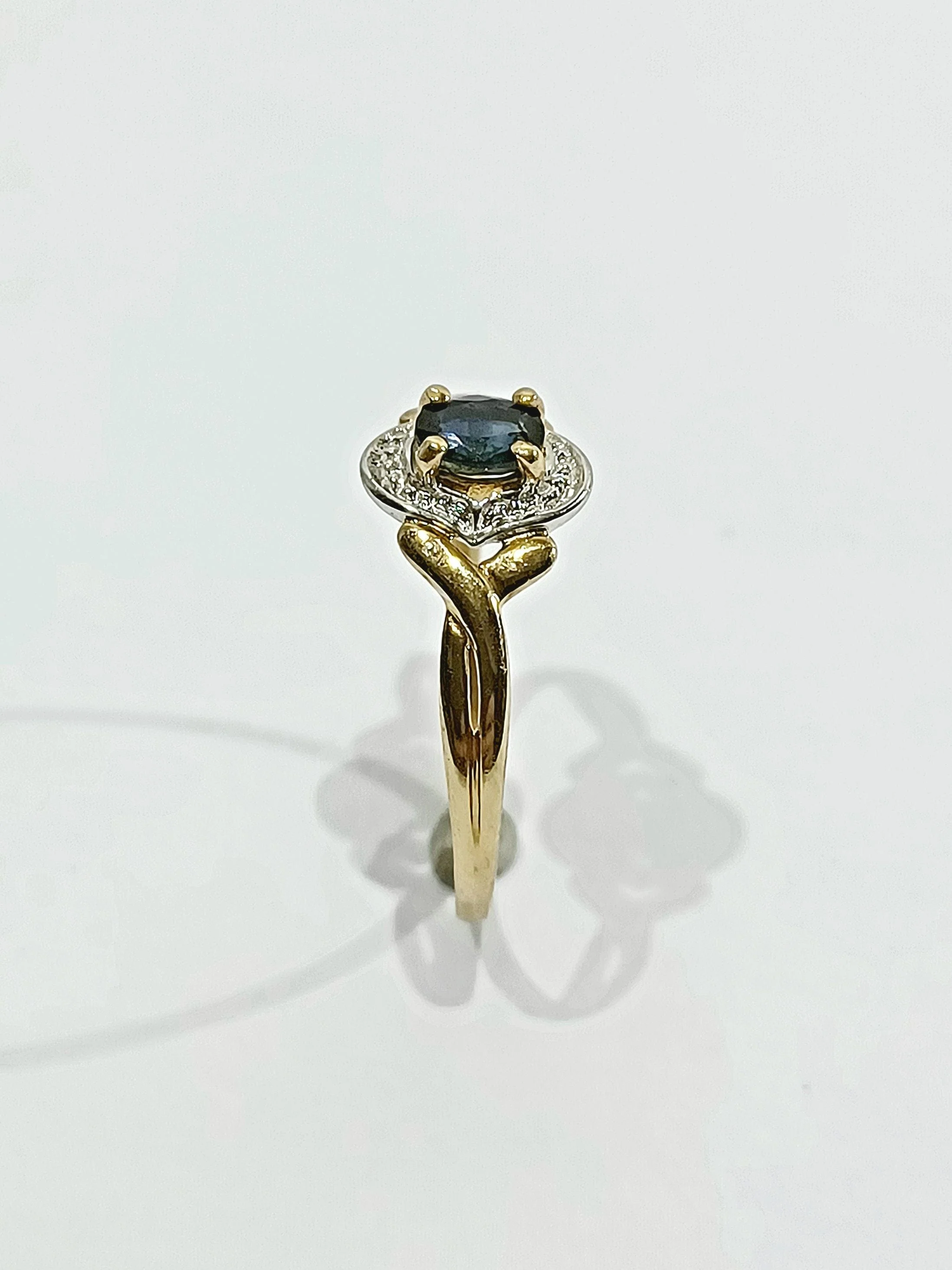 Gold And Sapphire Ring - Image 7