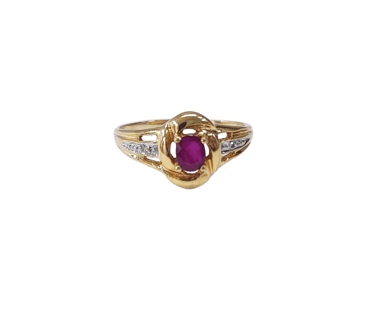 Yellow gold ring, rubies and diamonds 