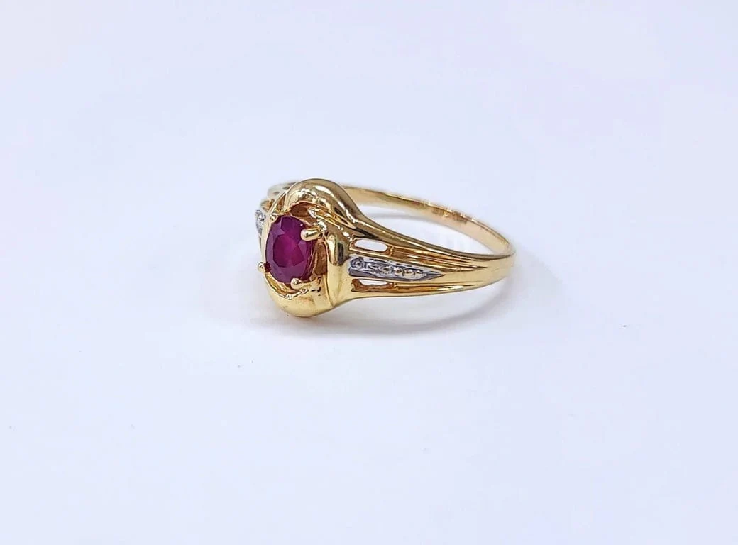 Yellow gold ring, rubies and diamonds  - Image 3
