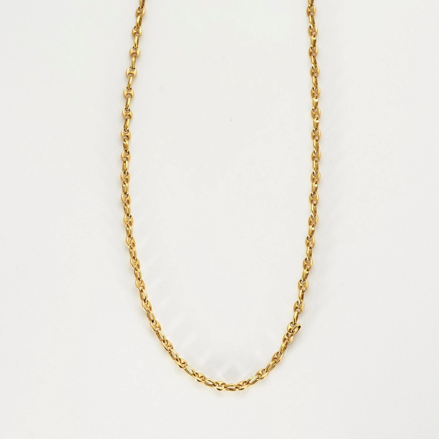 Yellow gold curb chain - Image 11