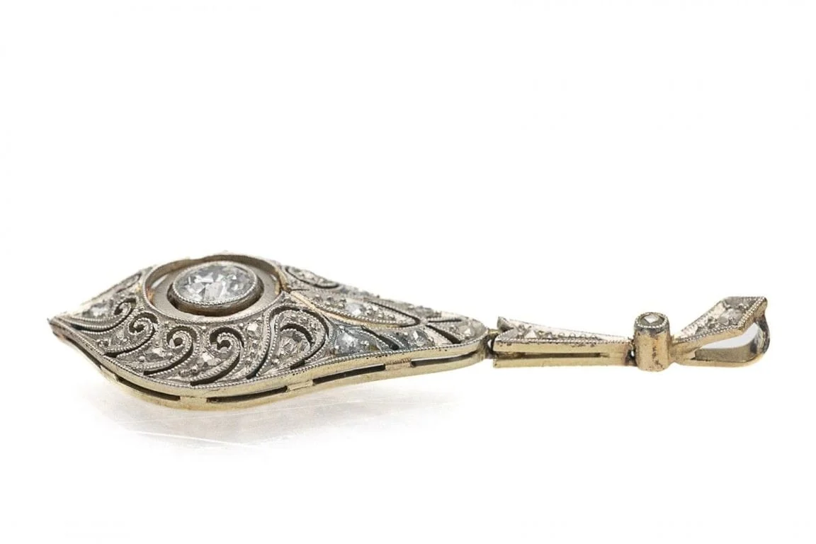 Art Deco yellow gold and diamond pendant style 1940  - Image 4