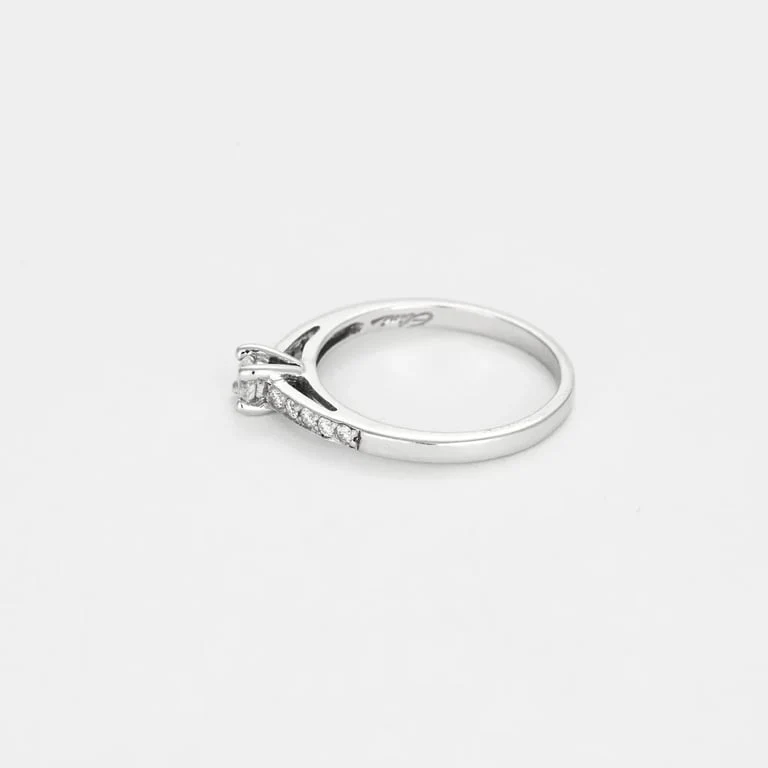 Elini - Ring Solitaire in white gold and diamonds - Image 4