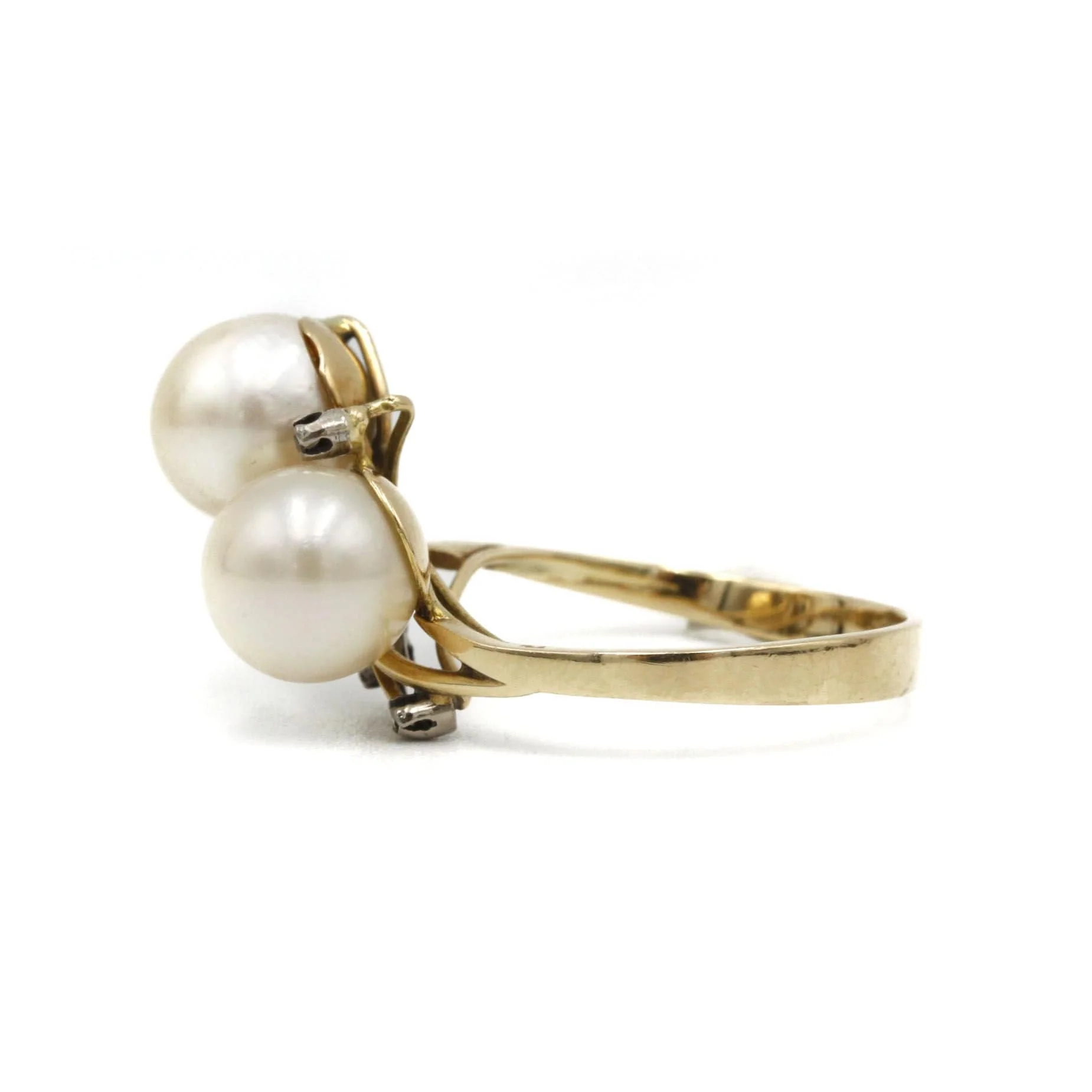 Yellow gold ring with pearls and diamonds - Image 2