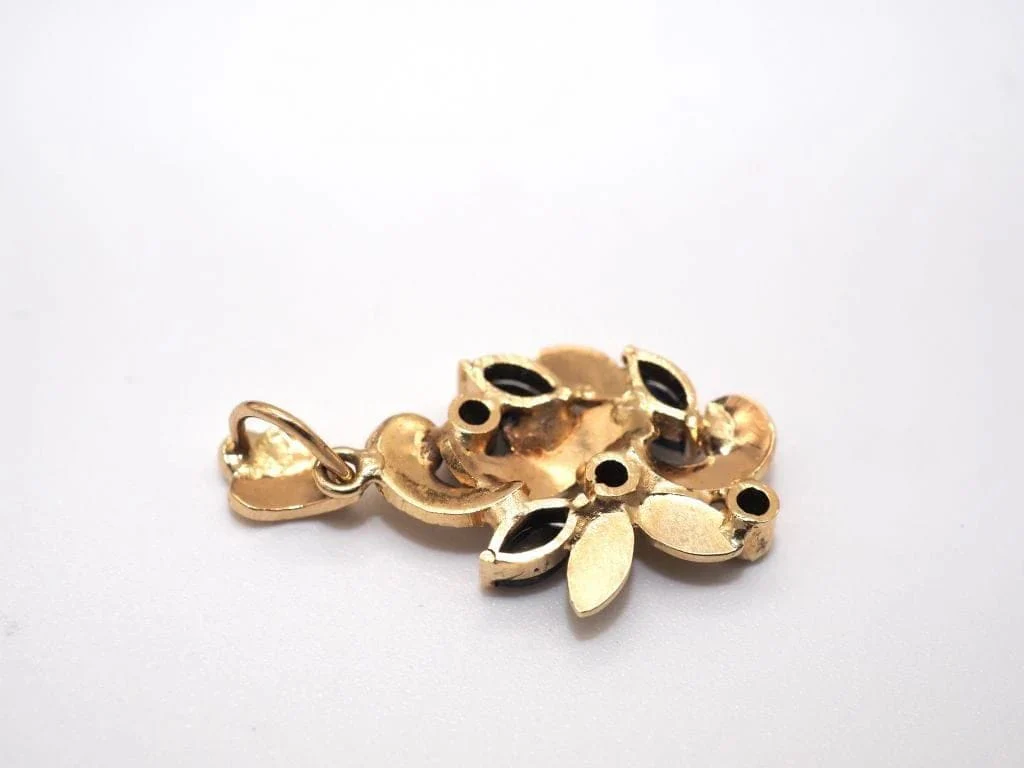 Yellow gold and sapphire pendant - Image 3
