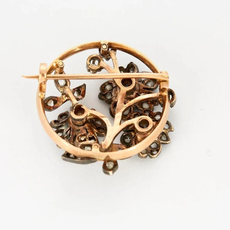 Gold brooch, platinum, diamonds - Image 4