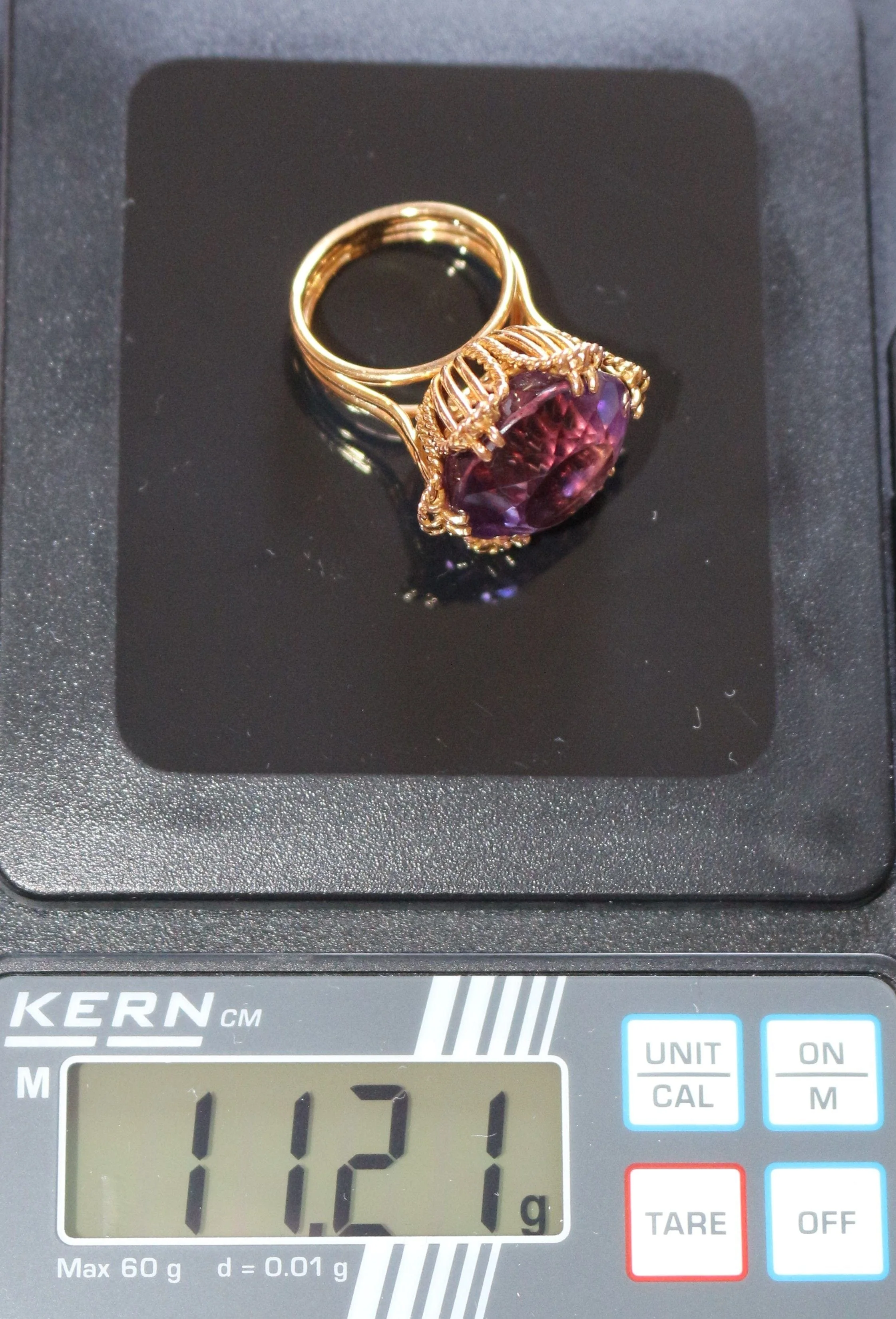 FLOWER amethyst COCKTAIL ring - Image 10