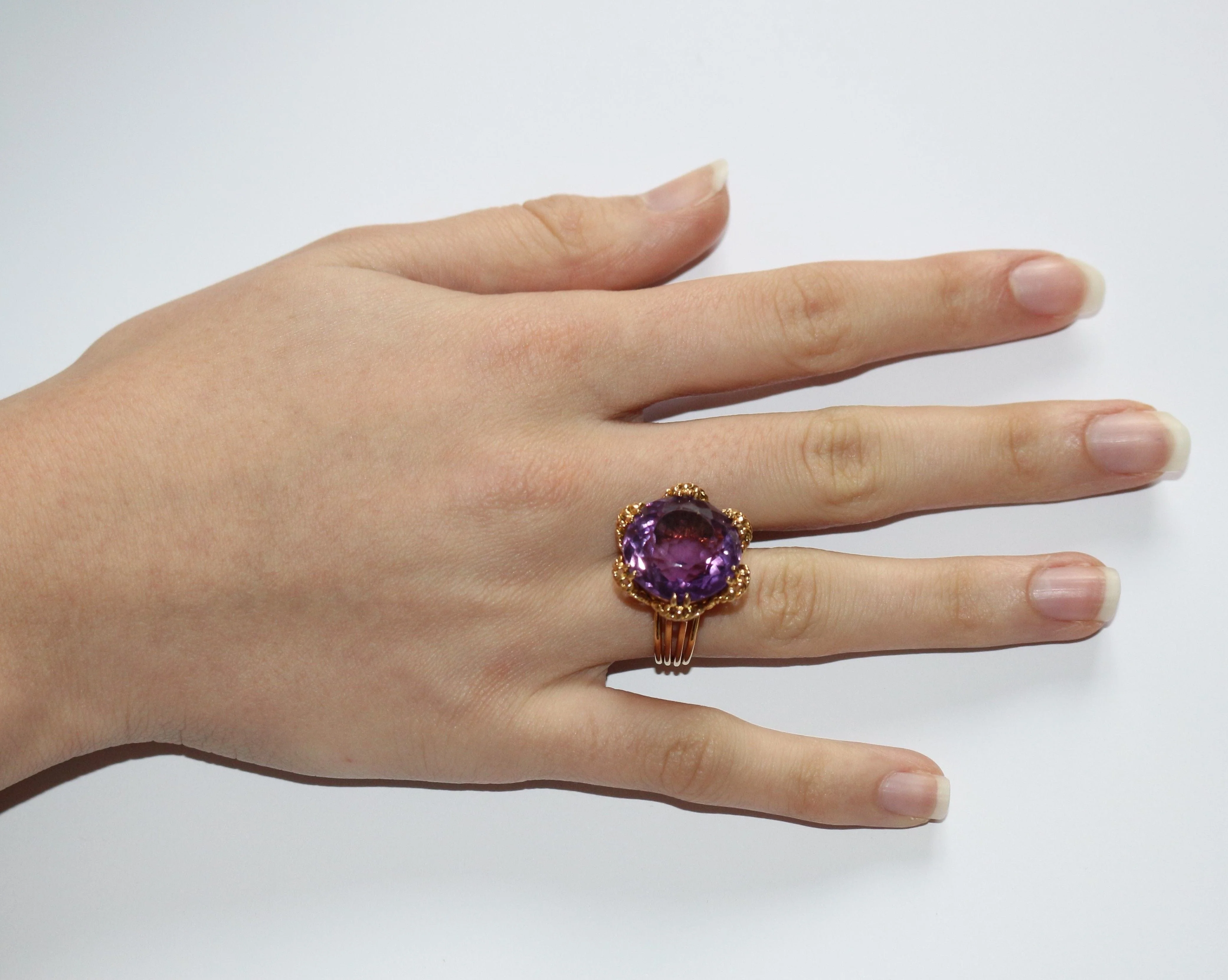 FLOWER amethyst COCKTAIL ring - Image 7