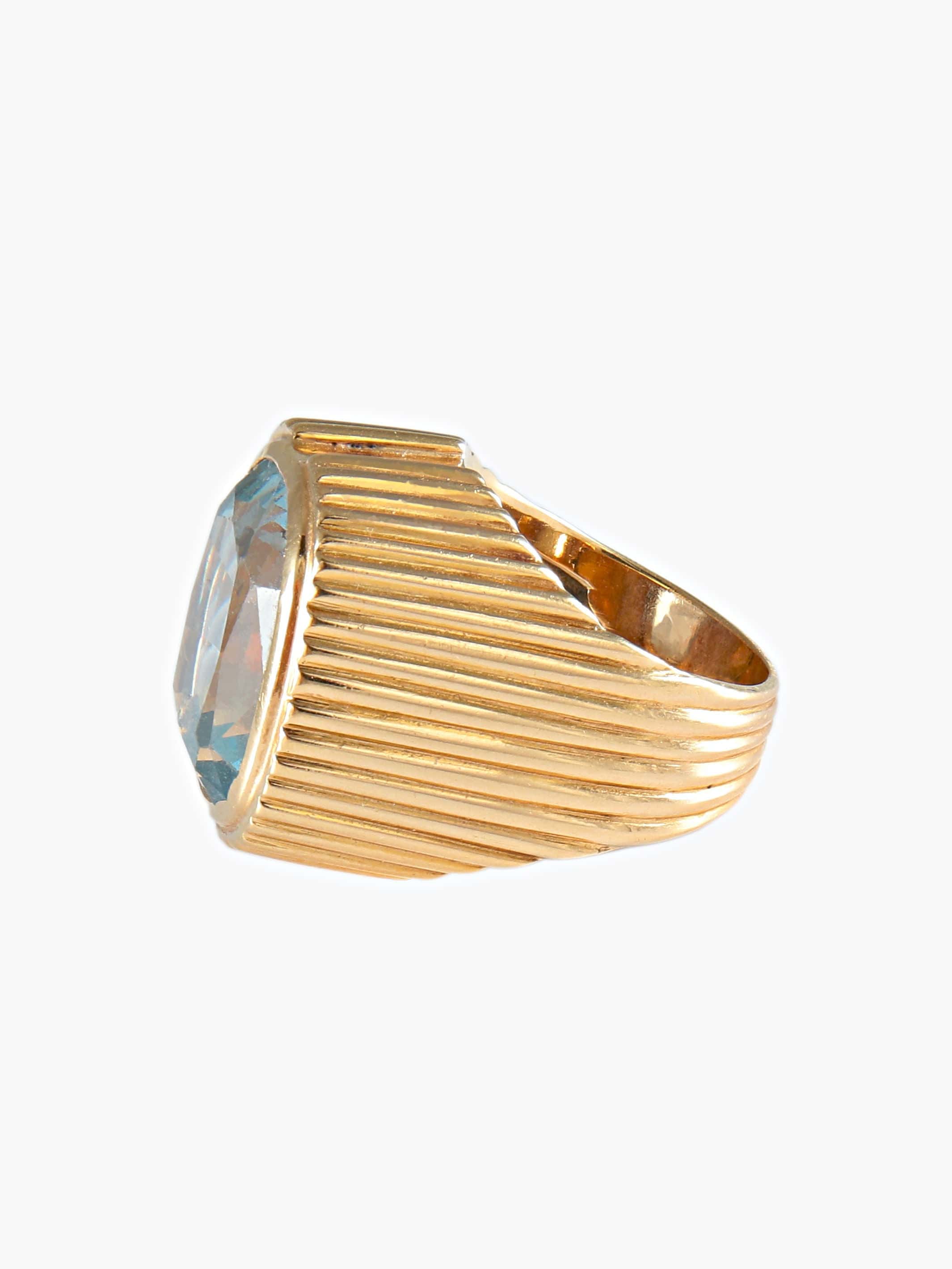 Ring Yellow gold Blue stone