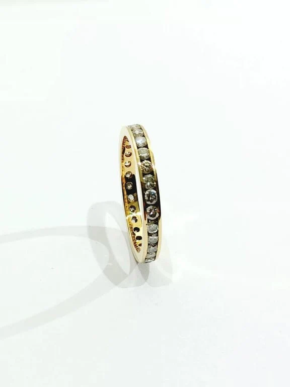 Wedding Ring Gold Diamonds - Image 11