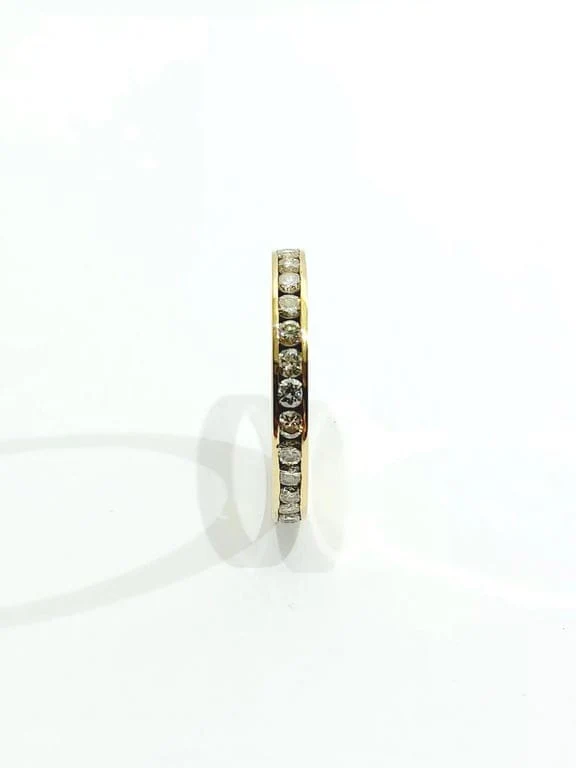 Wedding Ring Gold Diamonds - Image 13