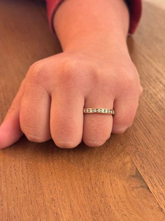 Wedding Ring Gold Diamonds - Image 2