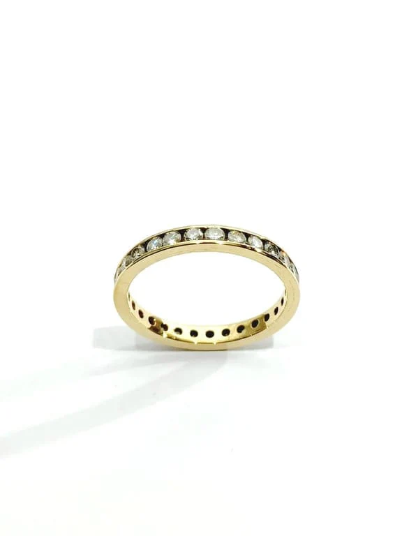 Wedding Ring Gold Diamonds - Image 8