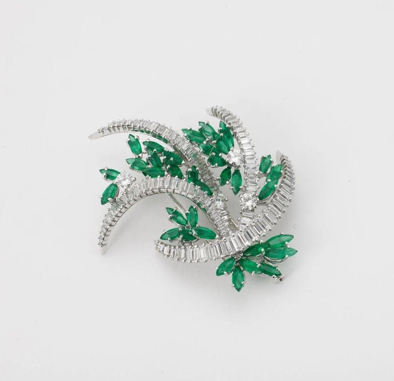 Emerald and diamond brooch - Image 4