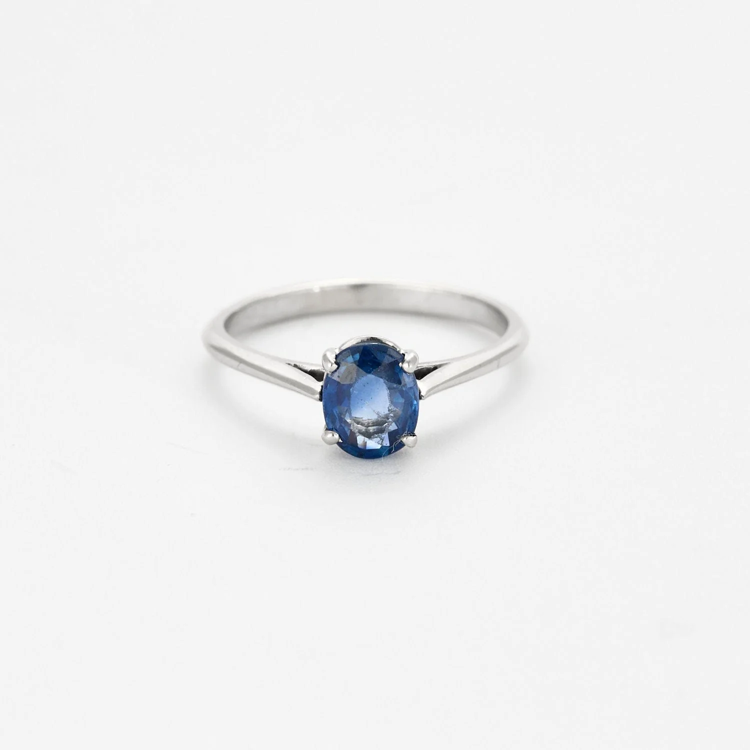 White gold sapphire ring