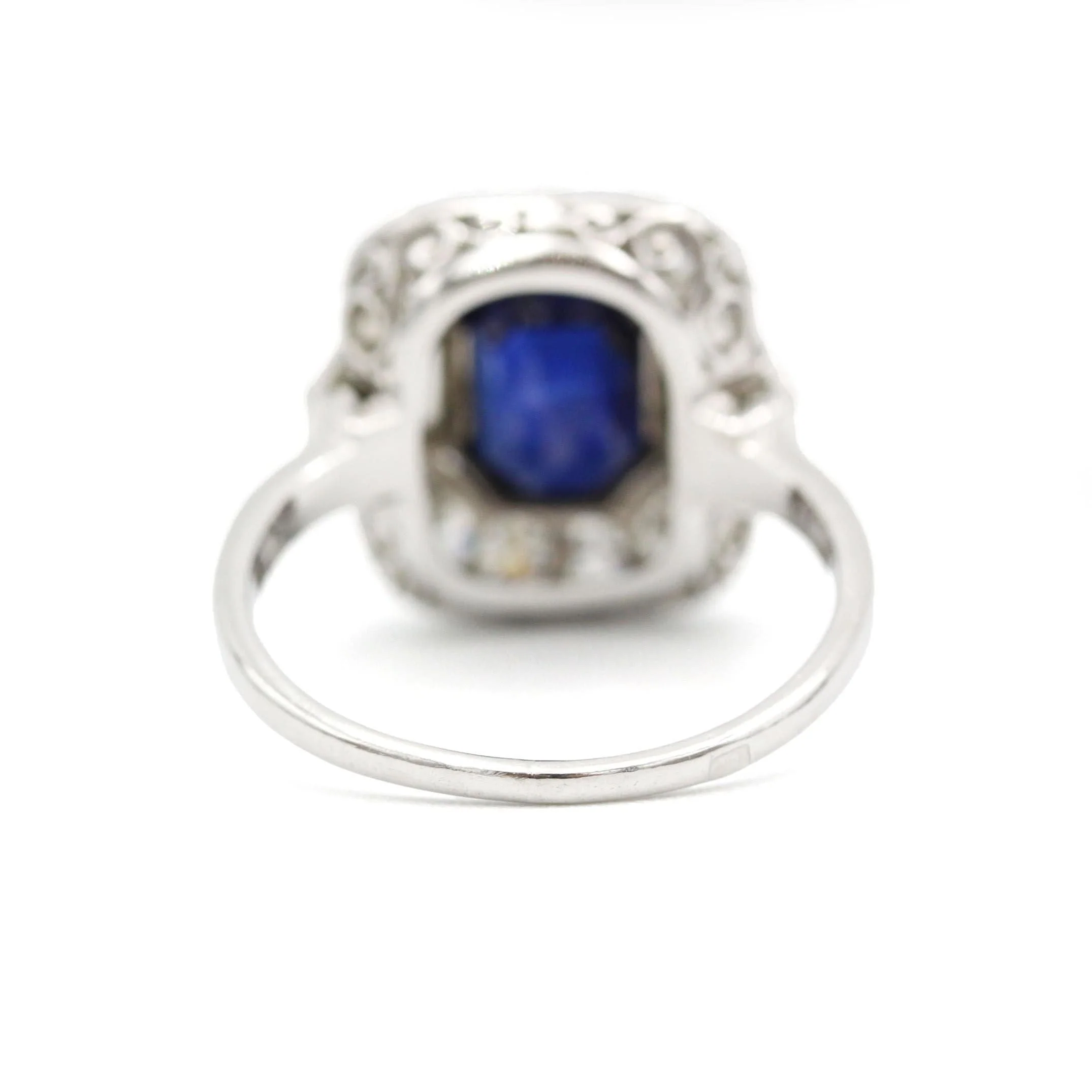 Ring - platinum, Diamonds & Sapphire - Image 2