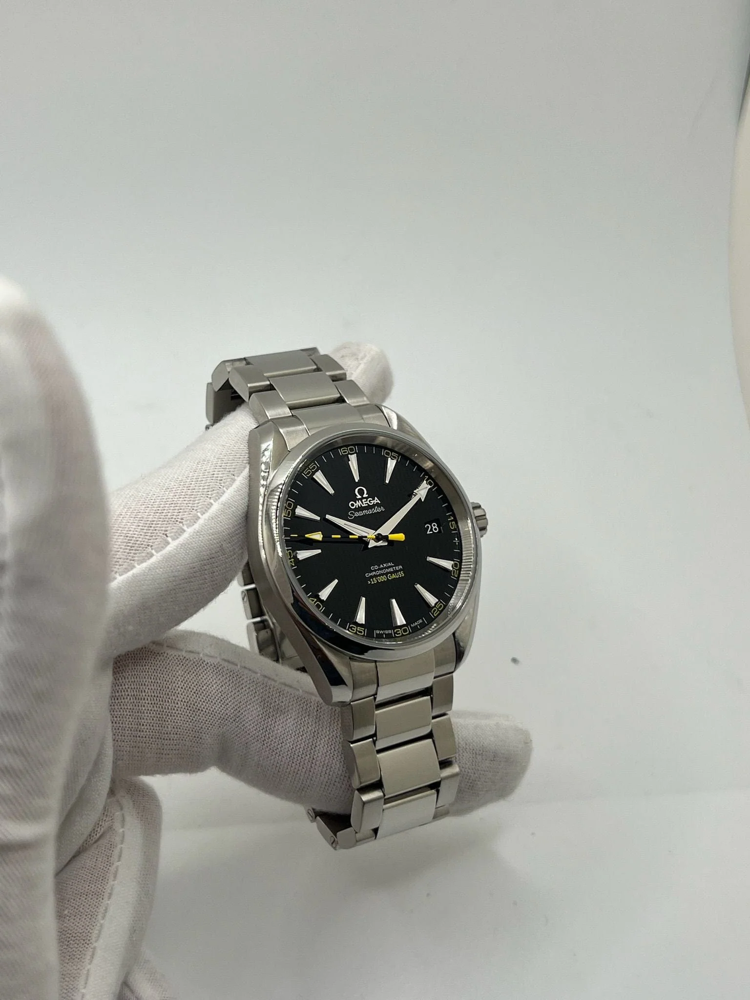Omega Seamaster Aqua Terra  - Image 6