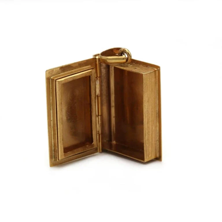 Book Pendant - Yellow Gold - Image 3