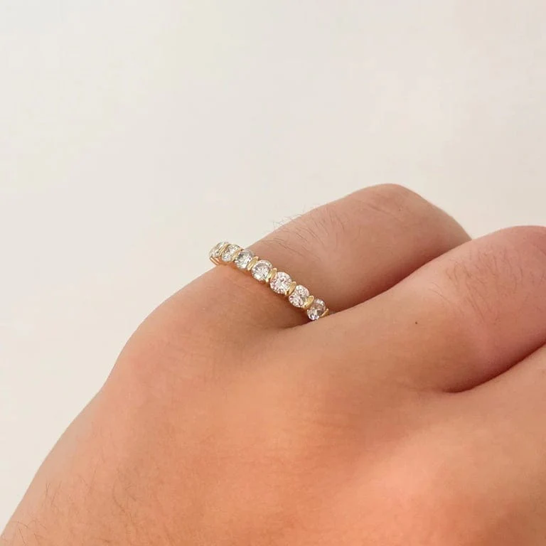 Diamonds half wedding ring - Image 3