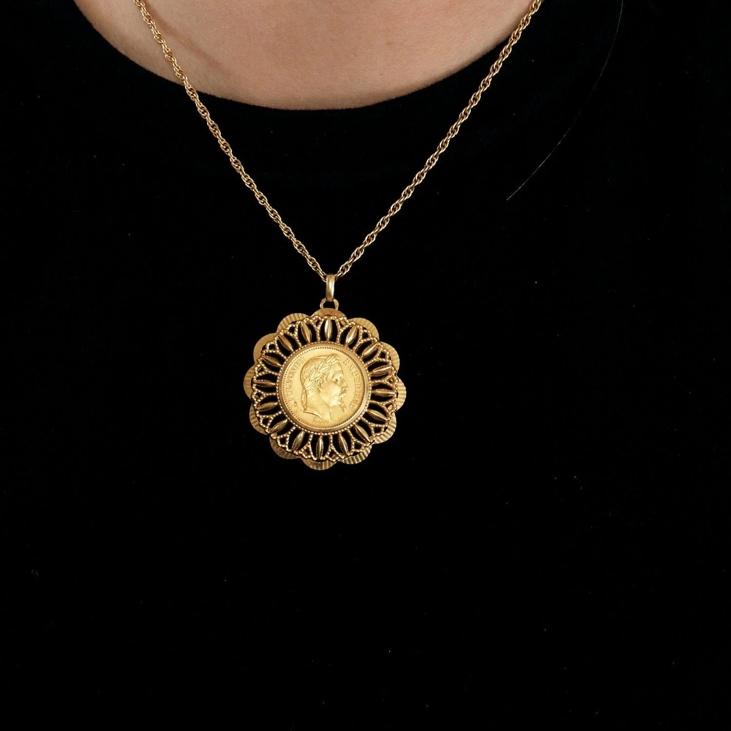 Coin holder pendant - Image 2