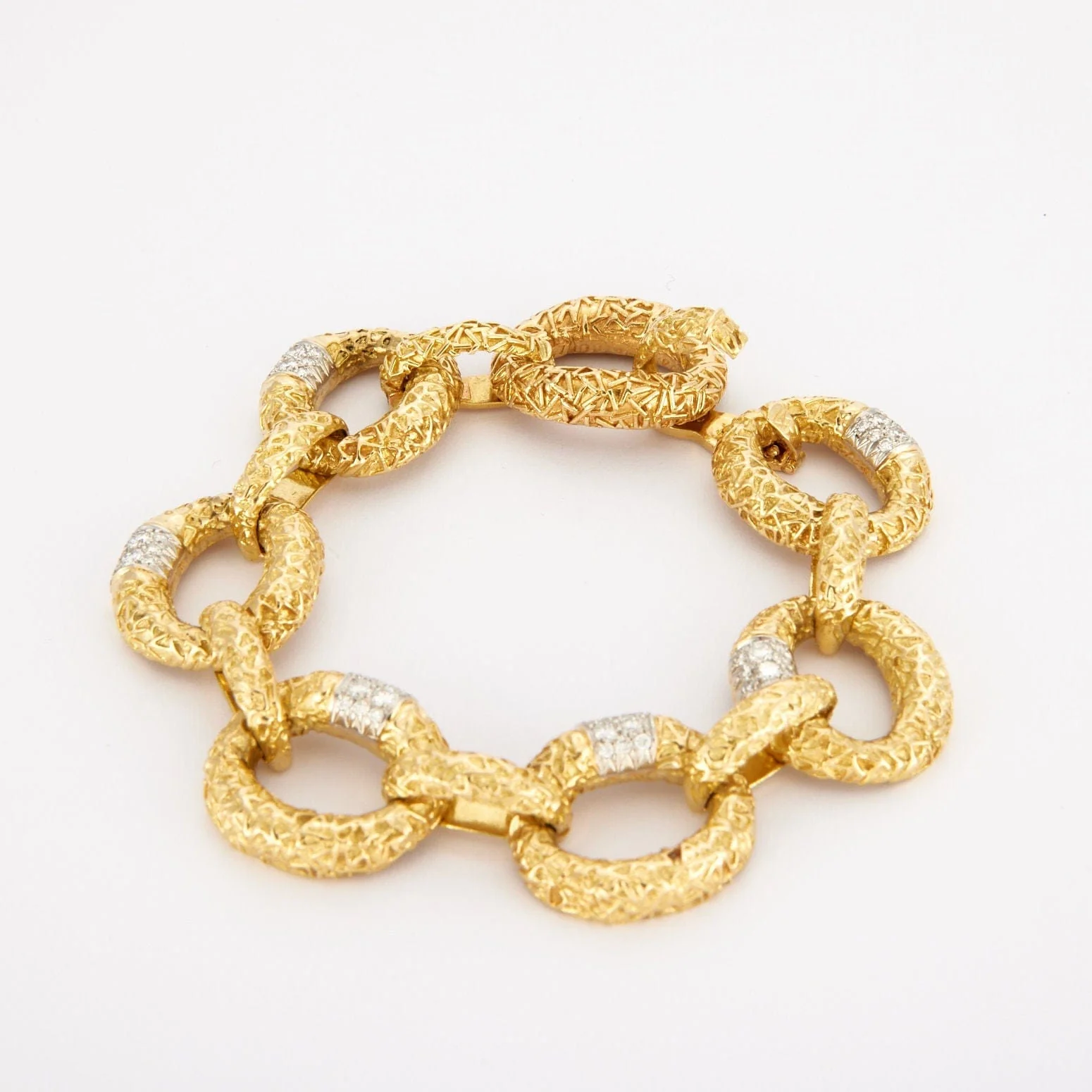 VAN CLEEF & ARPELS - Yellow Gold Diamond Bracelet - Image 4