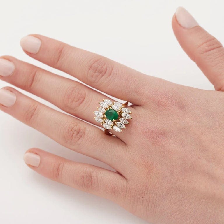 Emerald diamond ring - Image 7