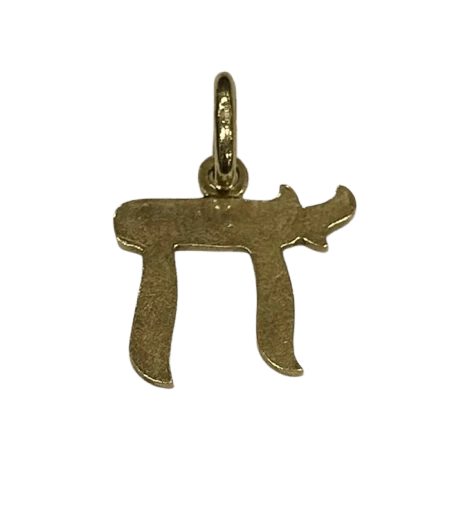 HAI yellow gold pendant