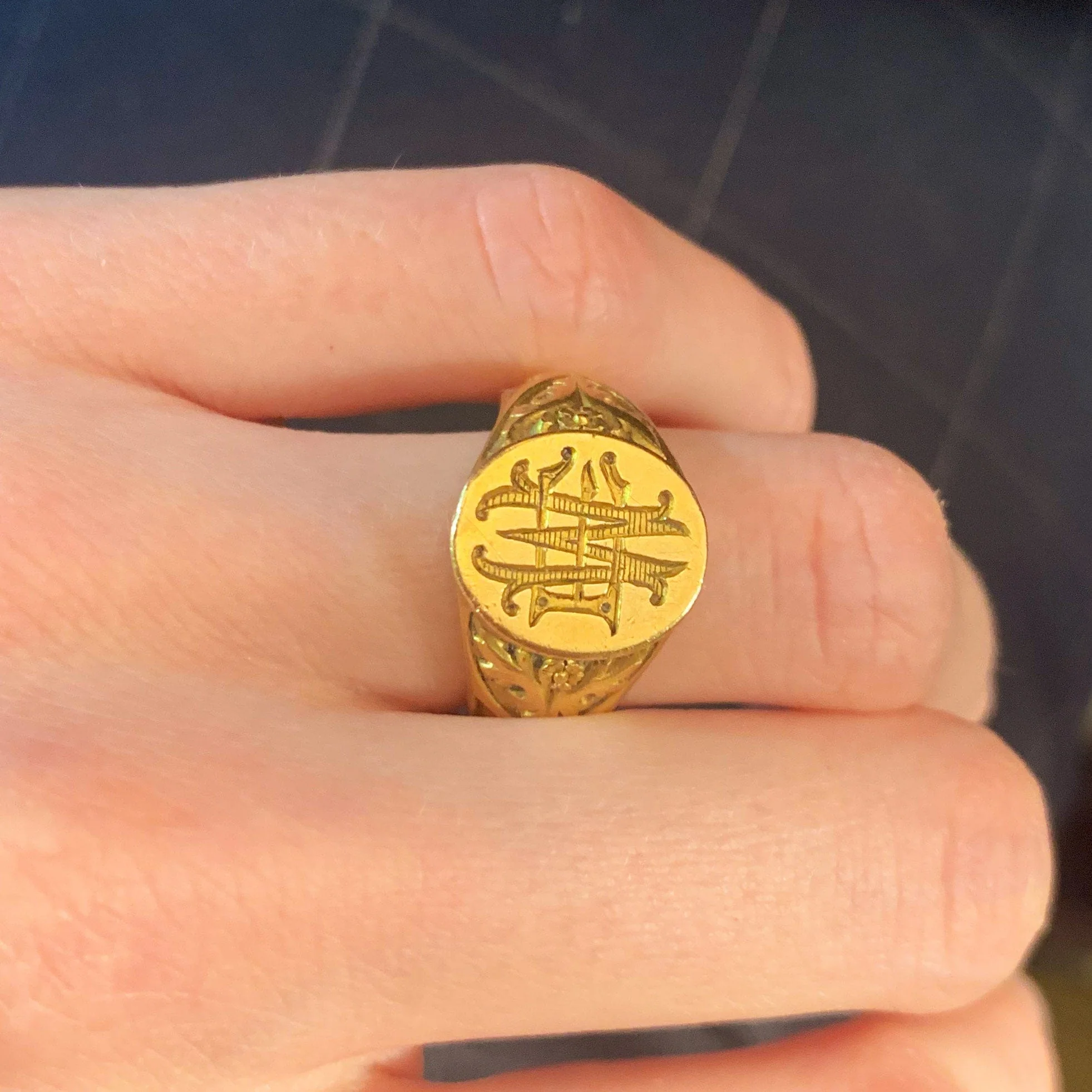 Signet Ring - Image 3