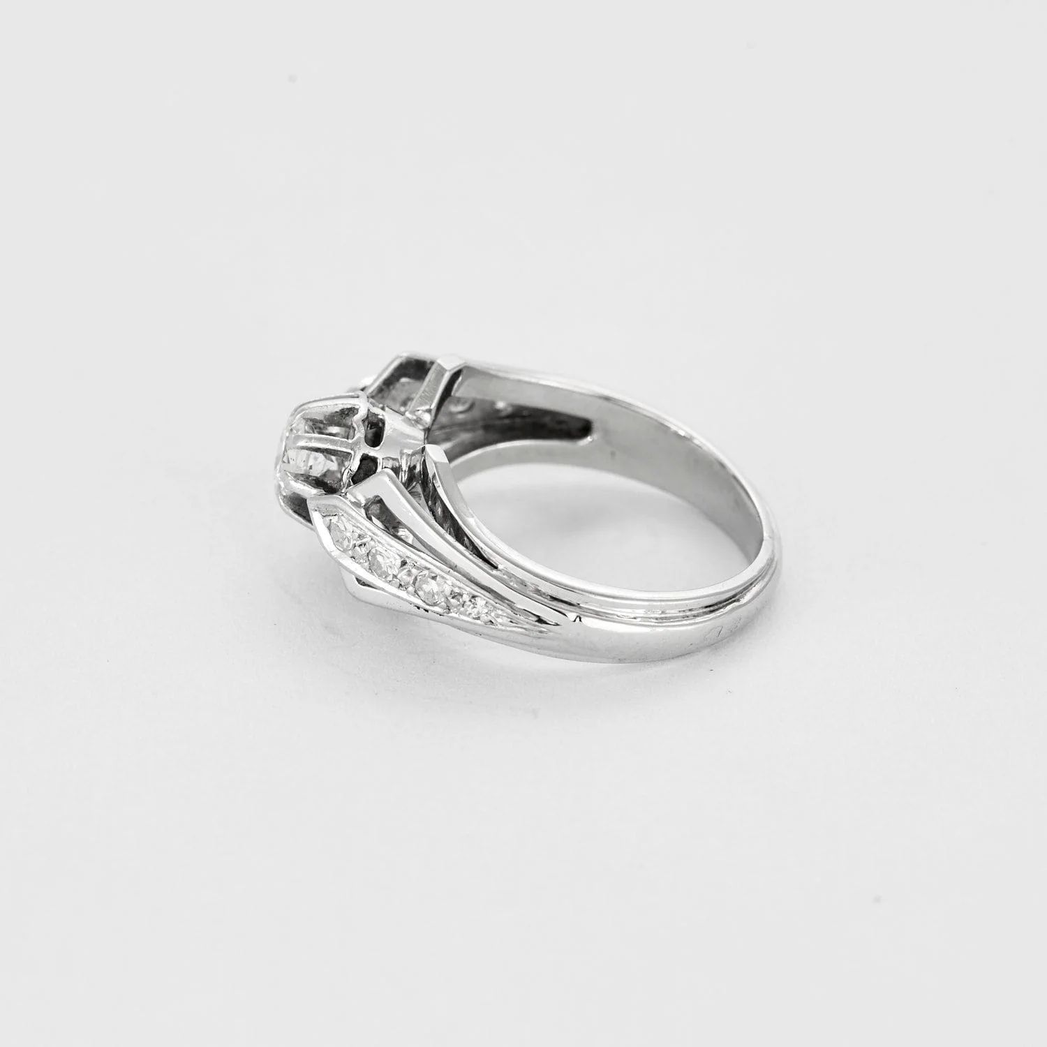 Solitaire in platinum and diamond - Image 3