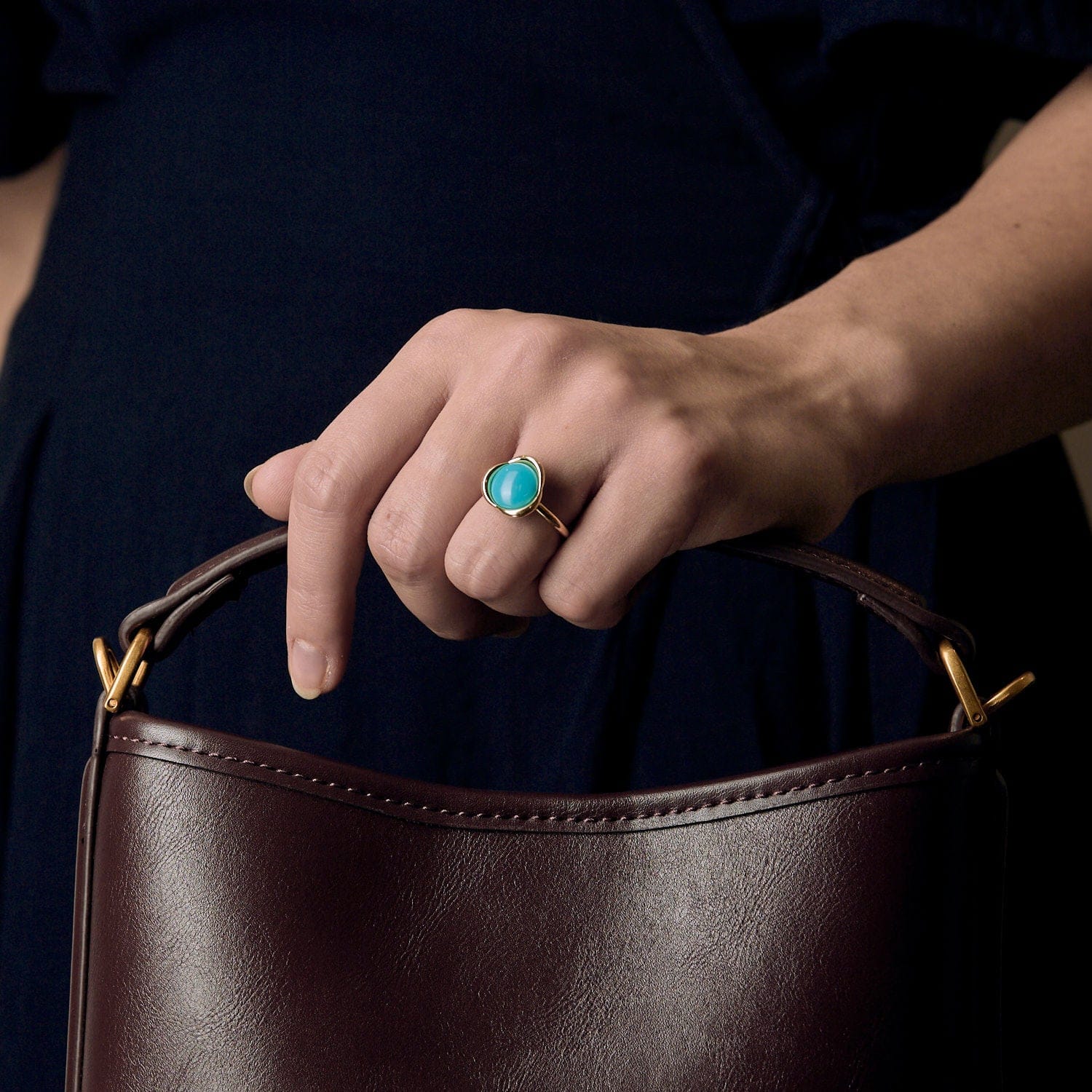 GUERIN - ALISMA ring in yellow gold, turquoise cabochon - Image 2