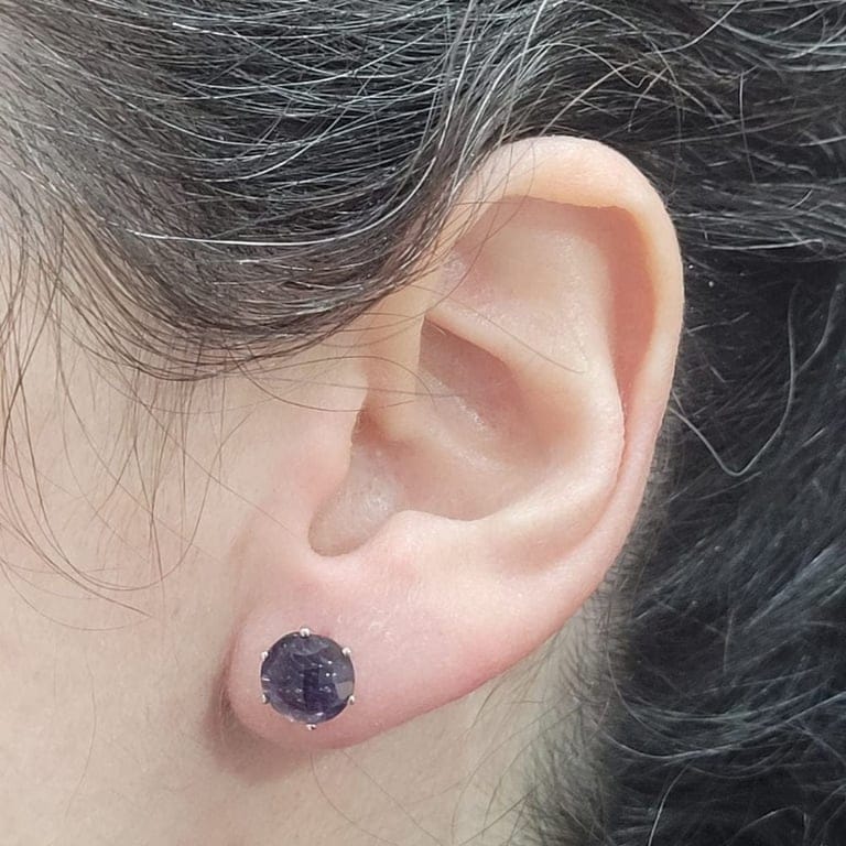 Earrings - Earrings in iolite and 18-carat white gold - Image 2