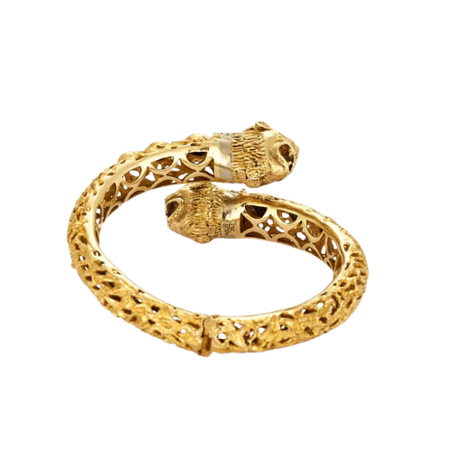 Ciselé yellow gold sapphire bracelet