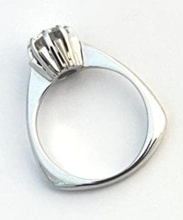0.78 carat diamond ring - Image 4