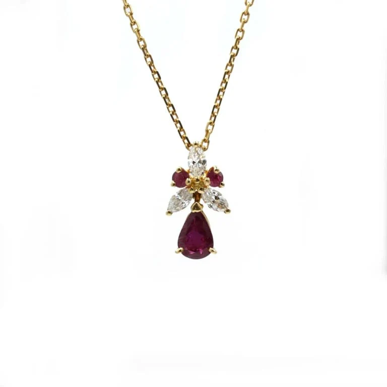 Necklace - Yellow gold, rubies and diamonds