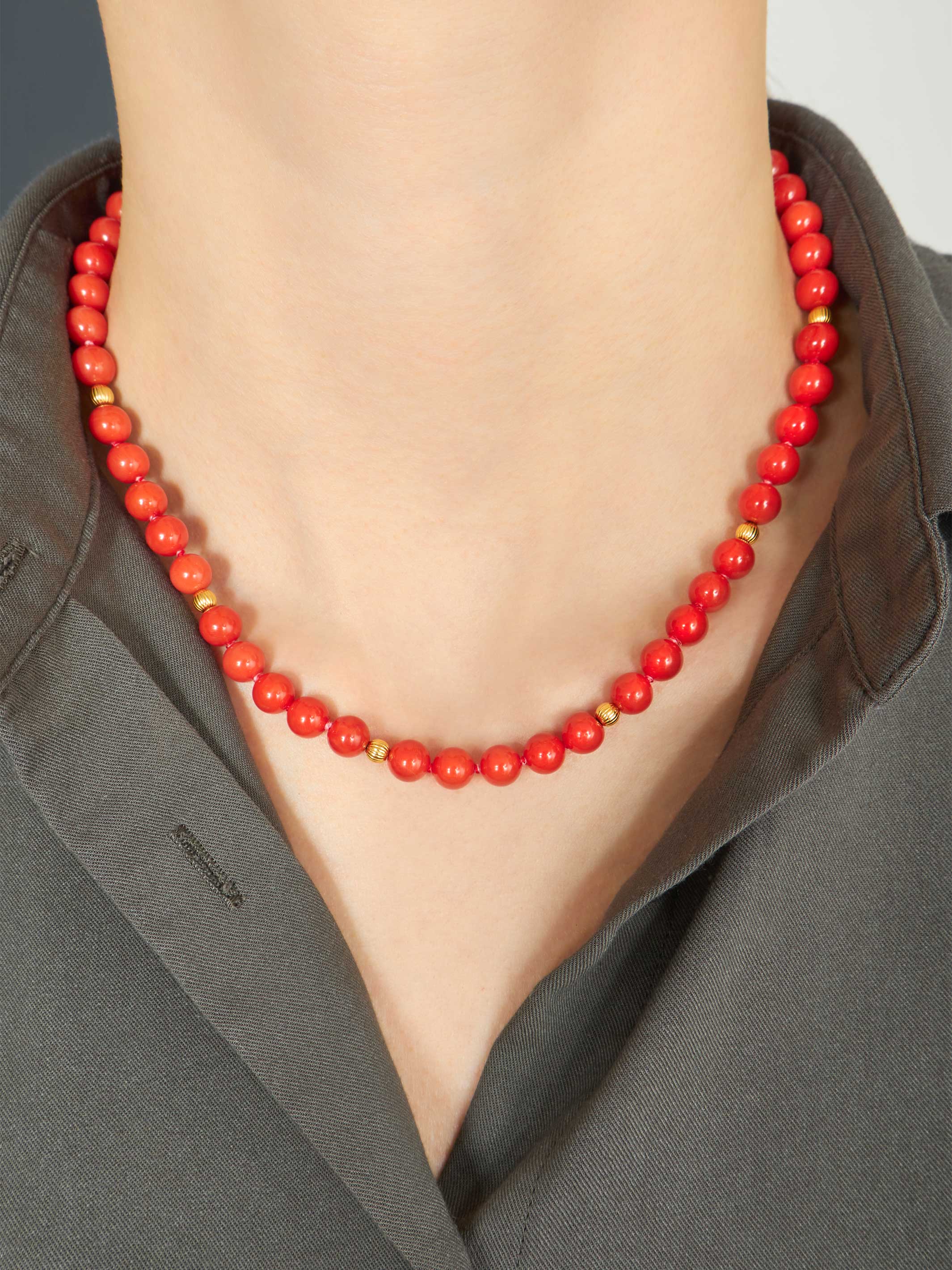 Coral gold choker necklace - Image 2
