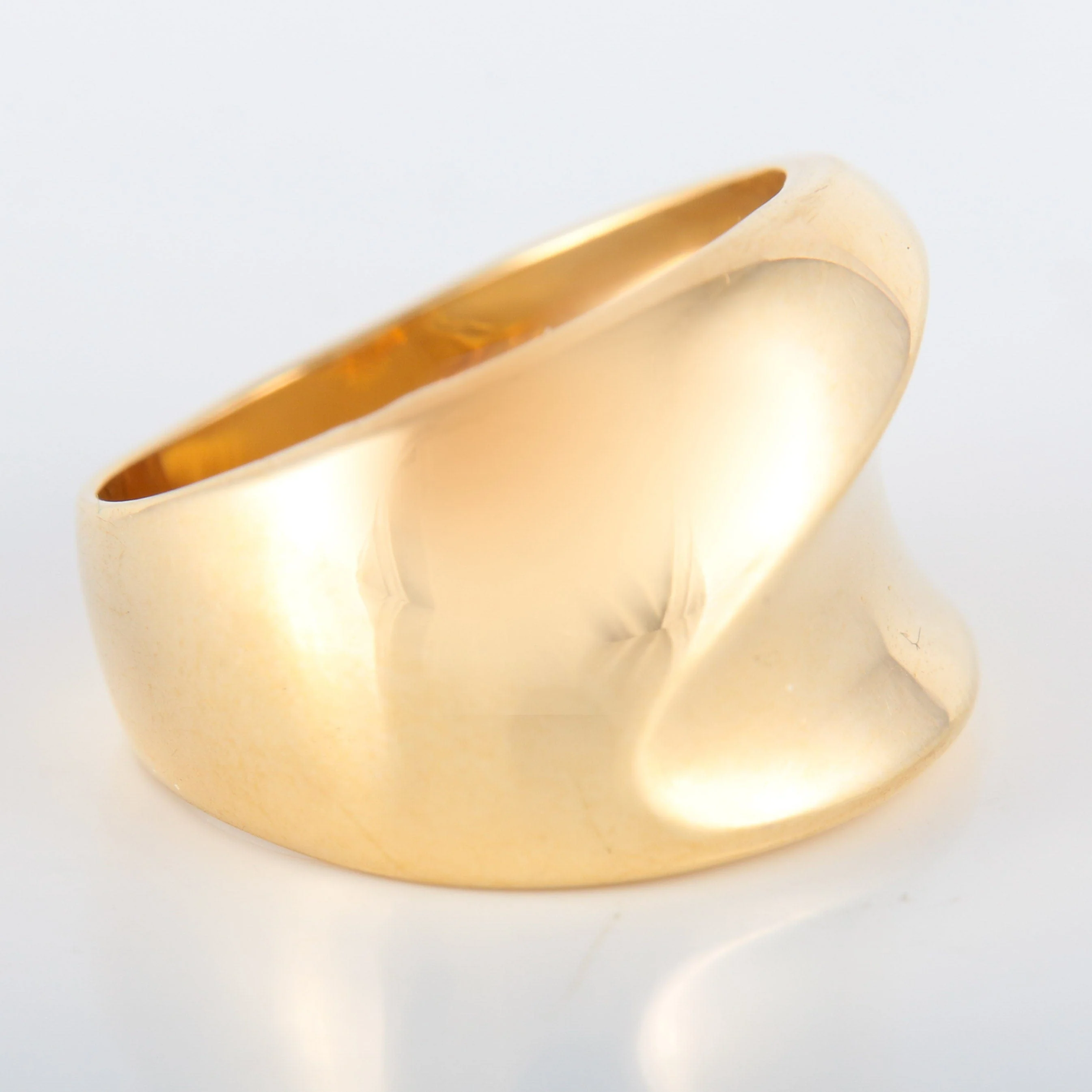 Large yellow gold bangle ring - Image 9