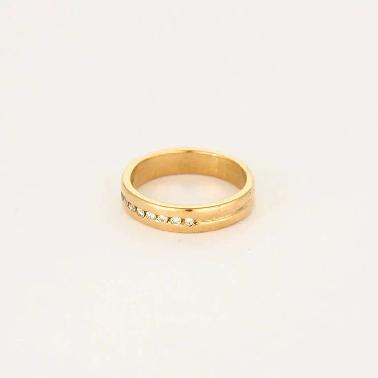 Wedding band yellow gold and diamonds - Image 3