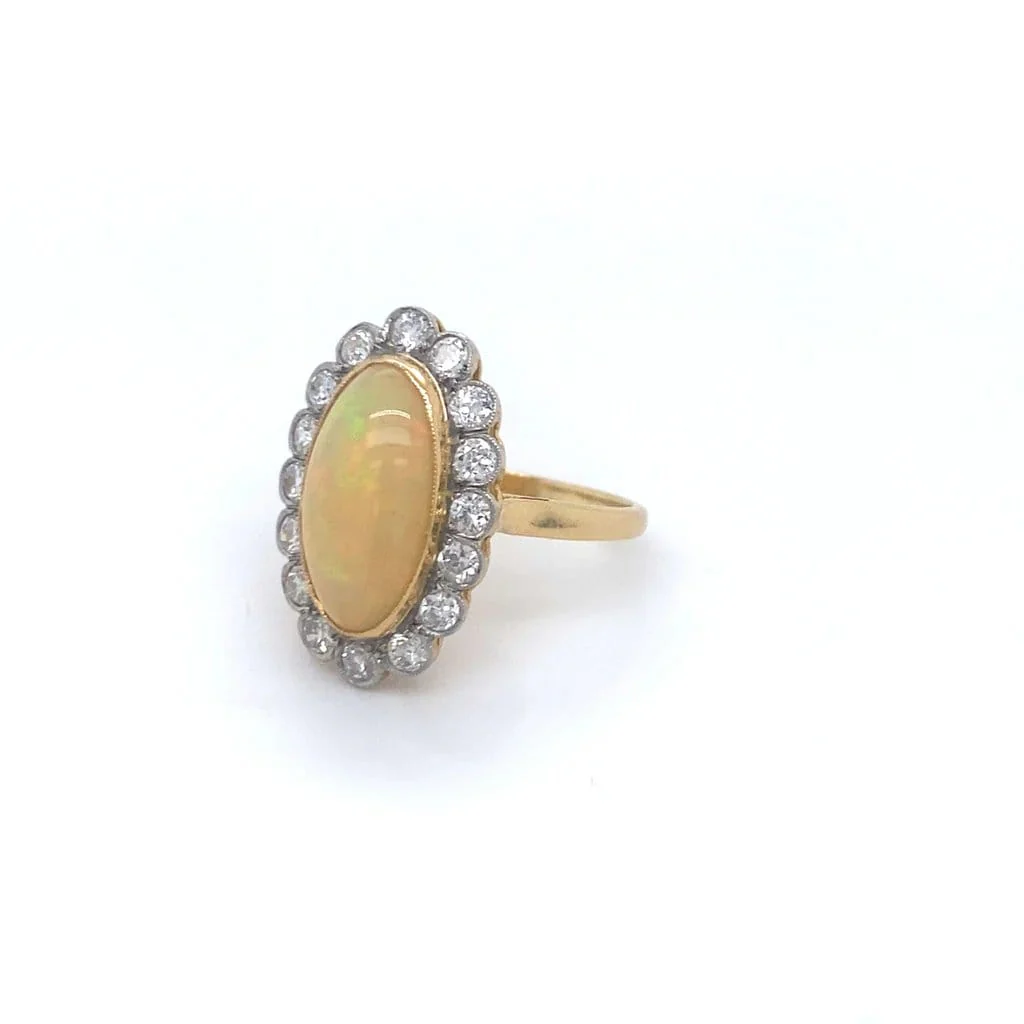 Opal and diamond ring - Image 2