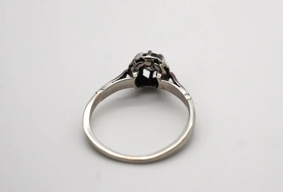 White gold and diamond ring - Image 3