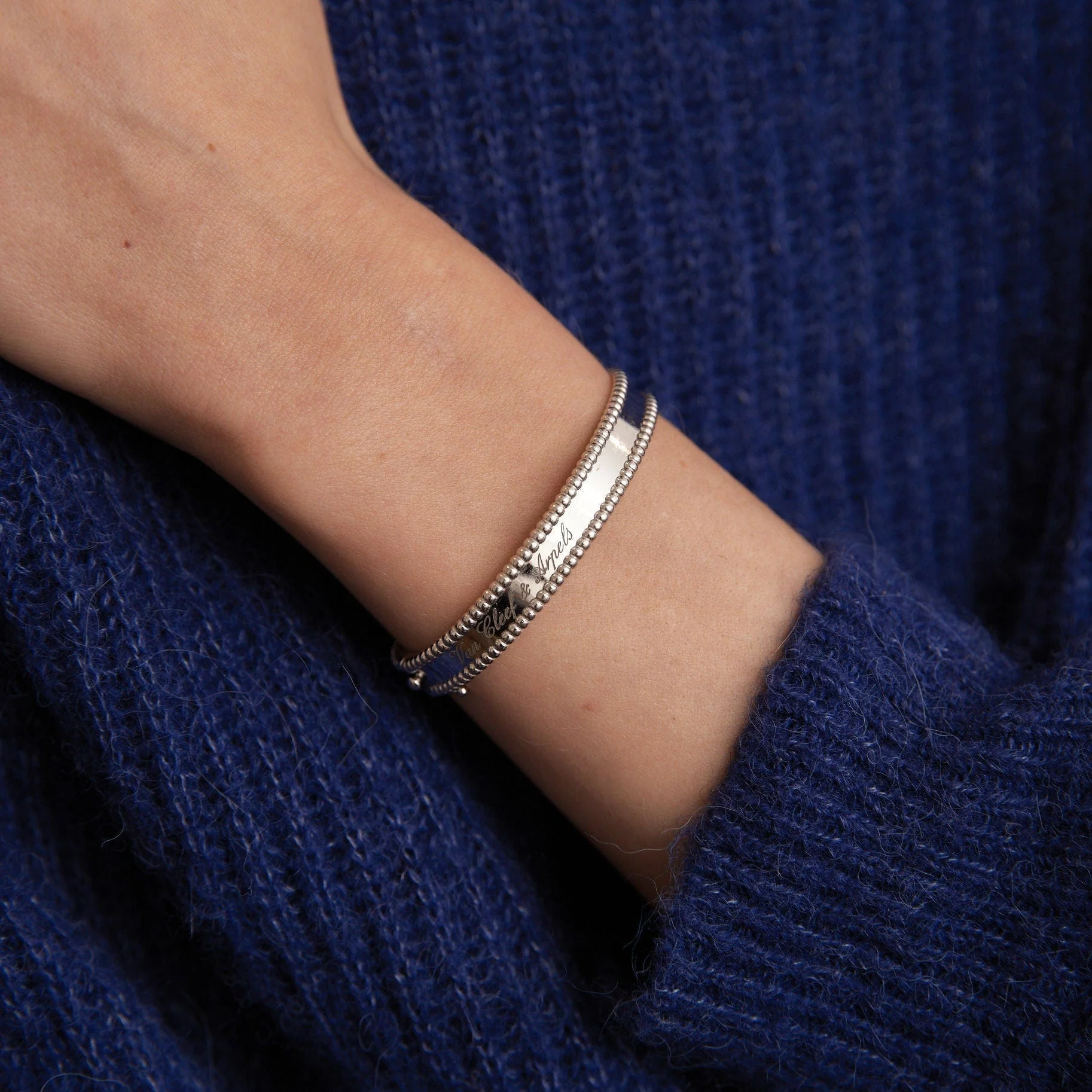 Van Cleef & Arpels - Beaded Bangle Bracelet - Image 2