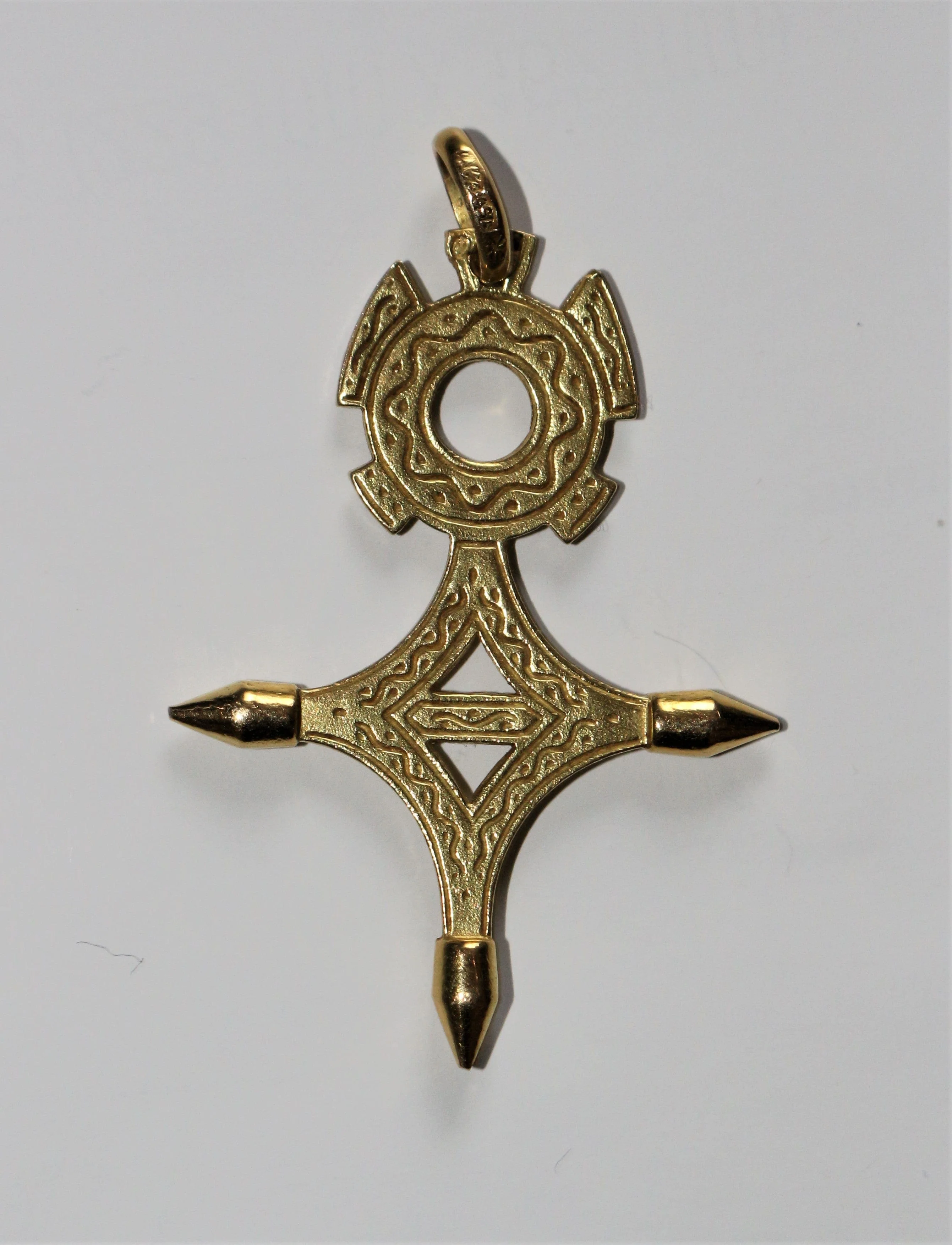 Agadez Cross in YELLOW gold - Image 3