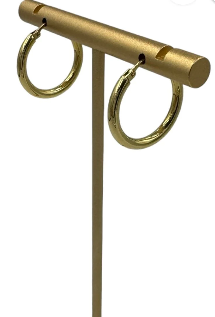 Yellow gold hoop earrings - Image 3