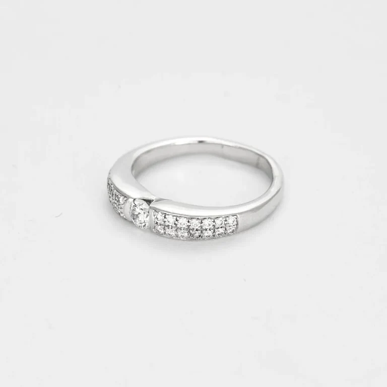 Wedding band in white gold and diamond - Image 3