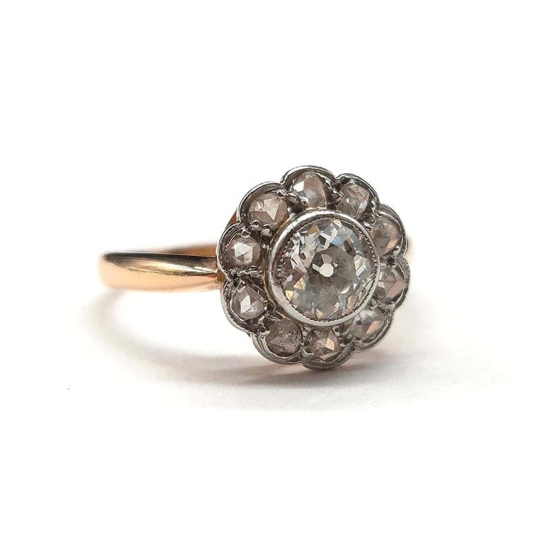 Art Deco ring in 18k rose gold and platinum with diamonds  - Image 2