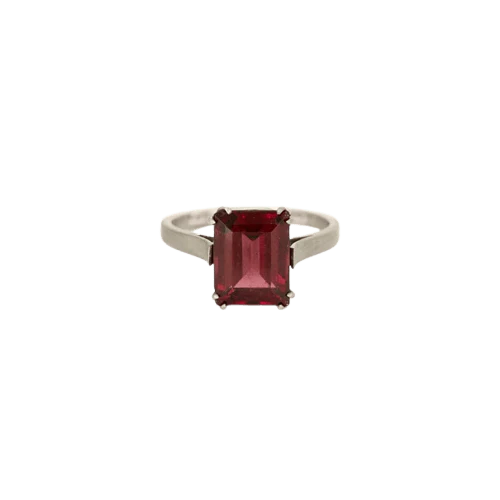 Lonely platinum rubellite