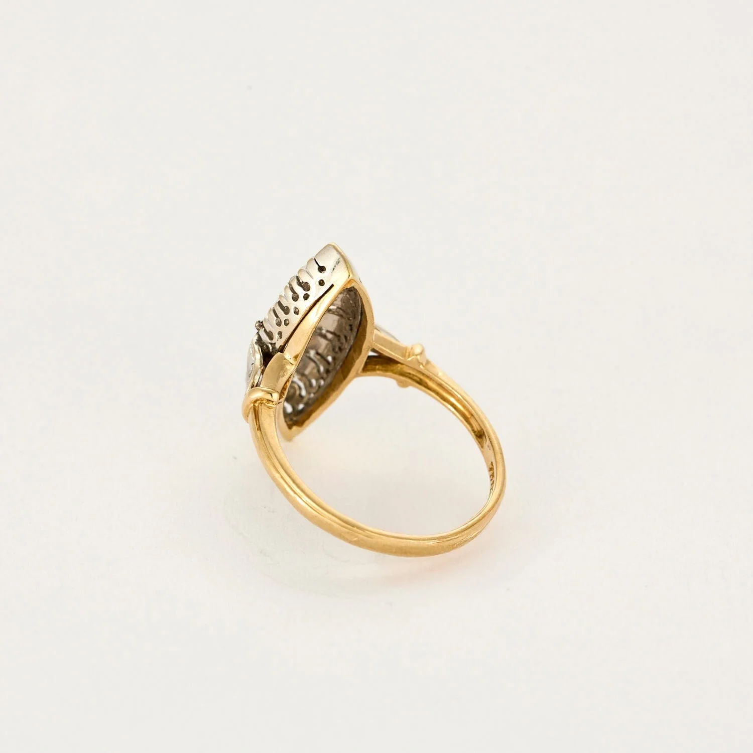Marquise Royale ring in yellow gold, white gold and diamonds - Image 4