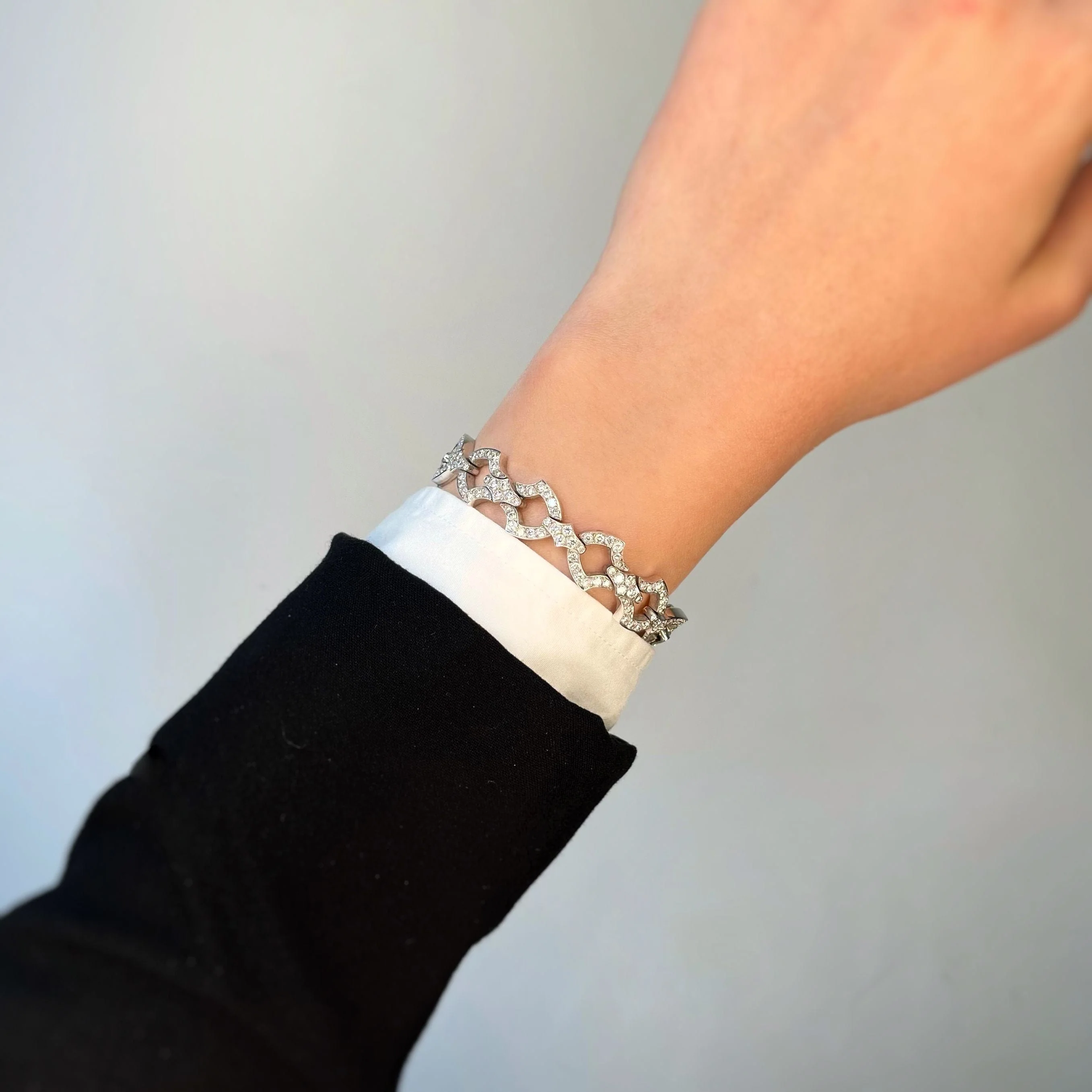 Gold and diamond bracelet - Image 5