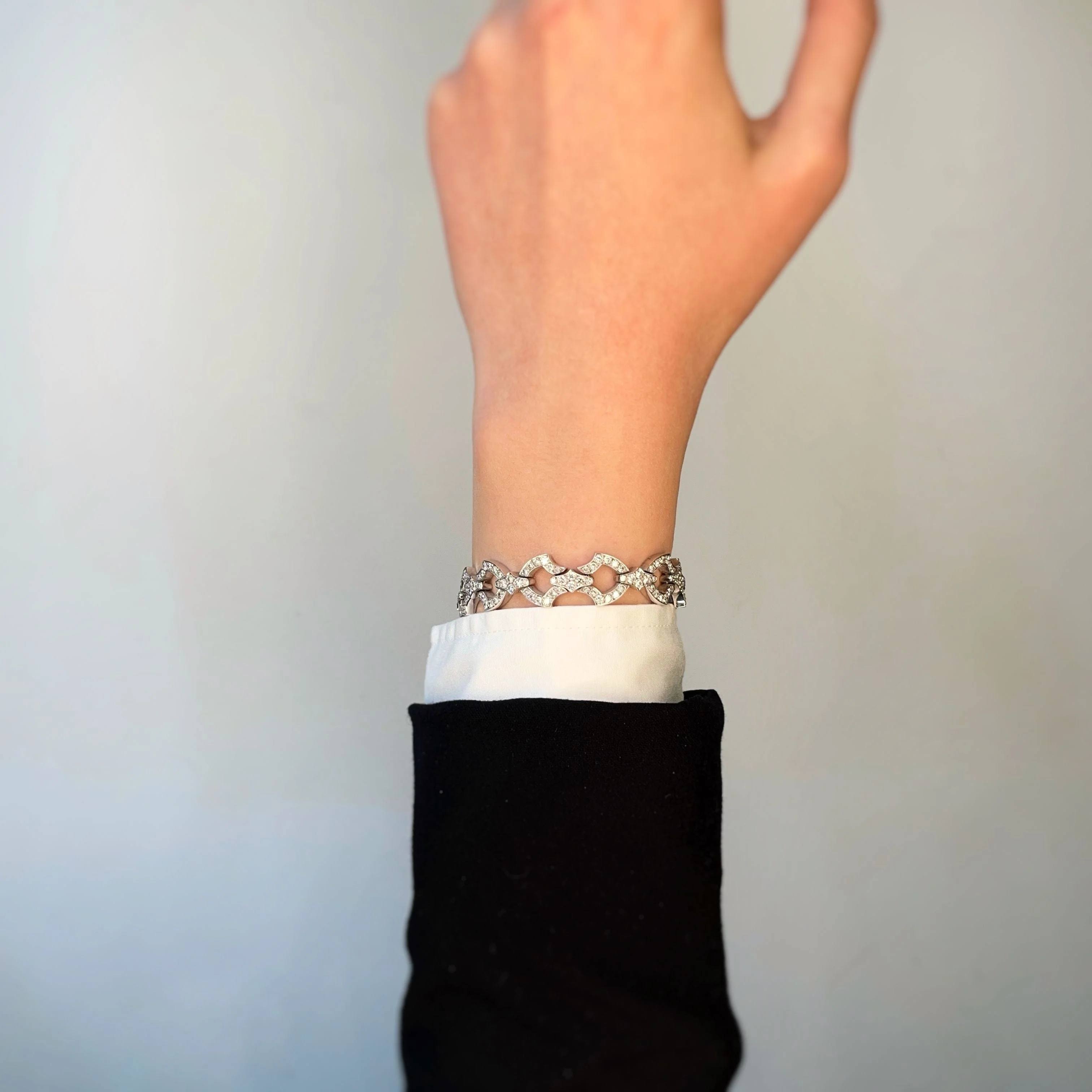 Gold and diamond bracelet - Image 6